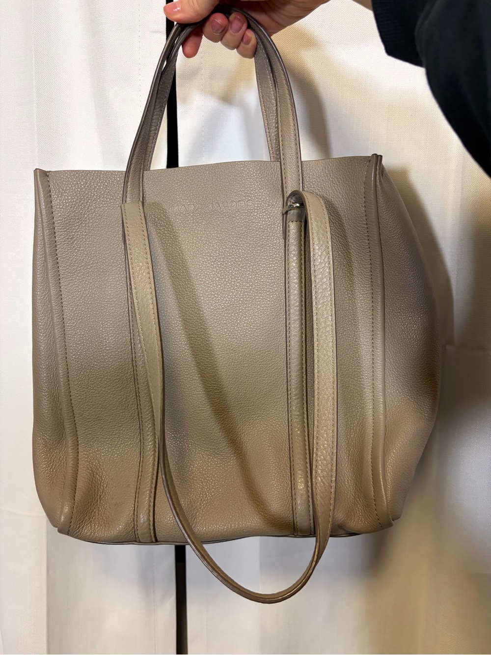 Marc Jacobs Tag Tote Bag In Taupe Tan Pebbled Leather Handbag. Retail $395
